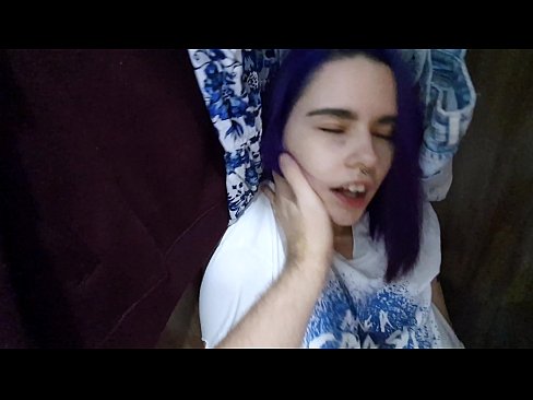 ❤️ Xwişka min di dolabê de dît û alîkariya wê kir ️❌ Sluts li porno ku.xxx050890.ru ❌️❤